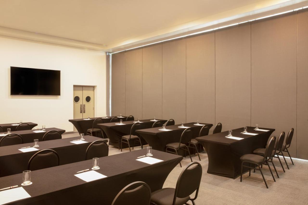 Fiesta Inn Guadalajara Aeropuerto Las Pintas Экстерьер фото