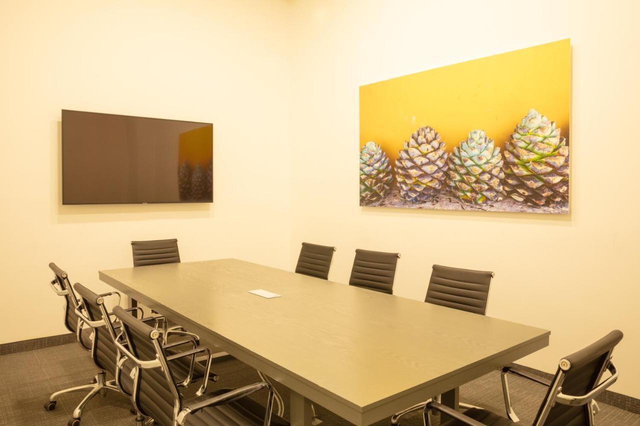 Fiesta Inn Guadalajara Aeropuerto Las Pintas Экстерьер фото