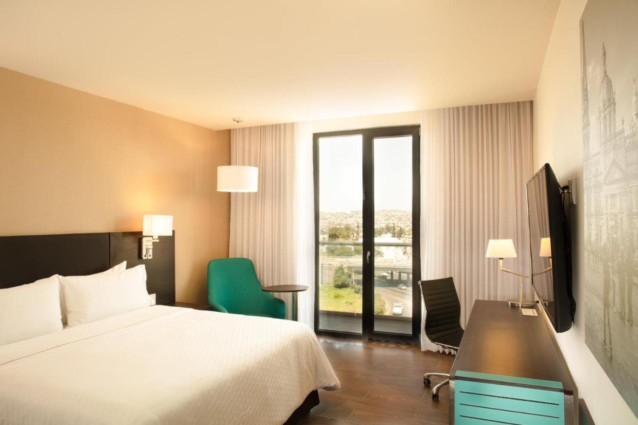 Fiesta Inn Guadalajara Aeropuerto Las Pintas Экстерьер фото