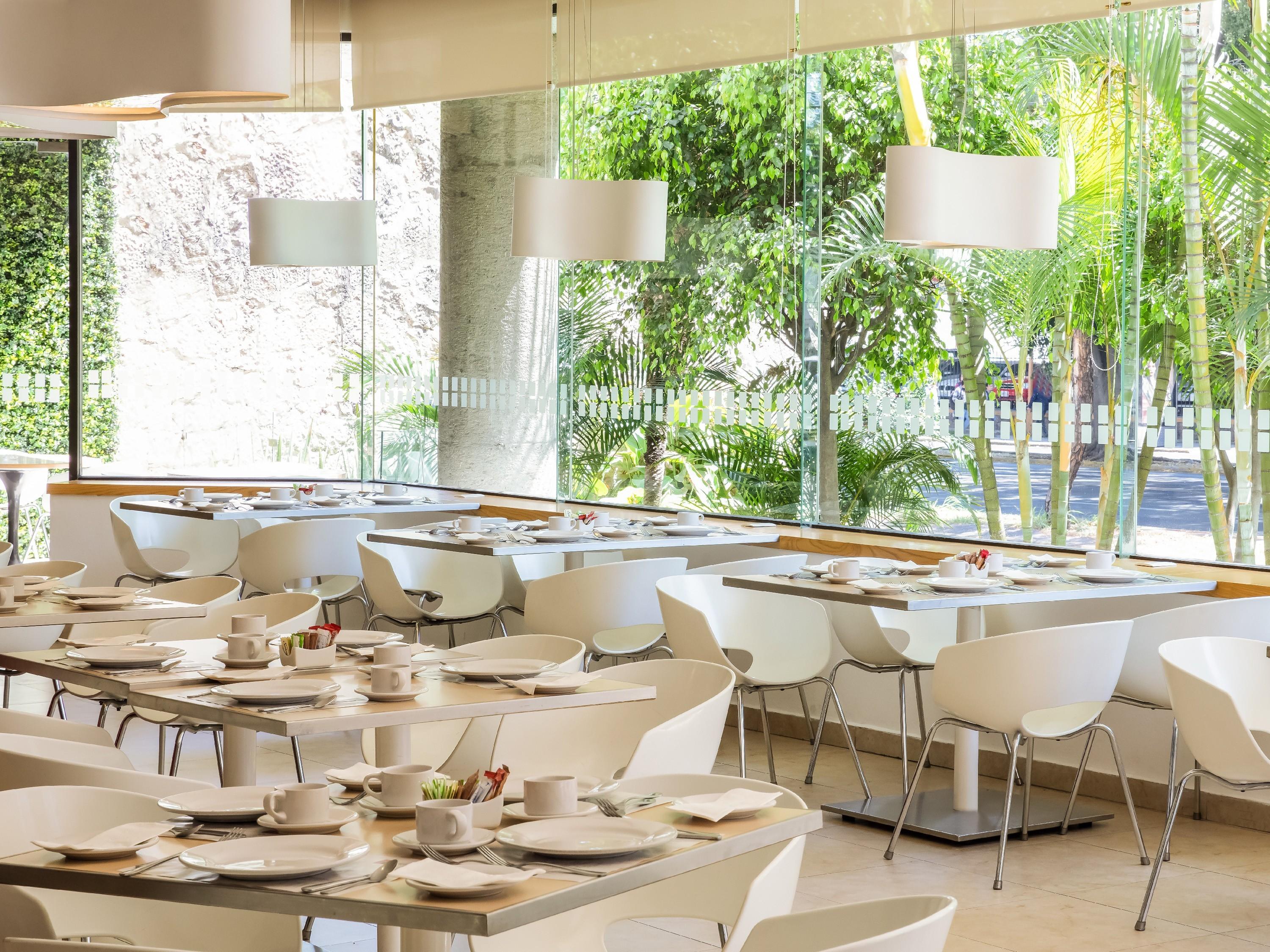 Fiesta Inn Guadalajara Aeropuerto Las Pintas Экстерьер фото