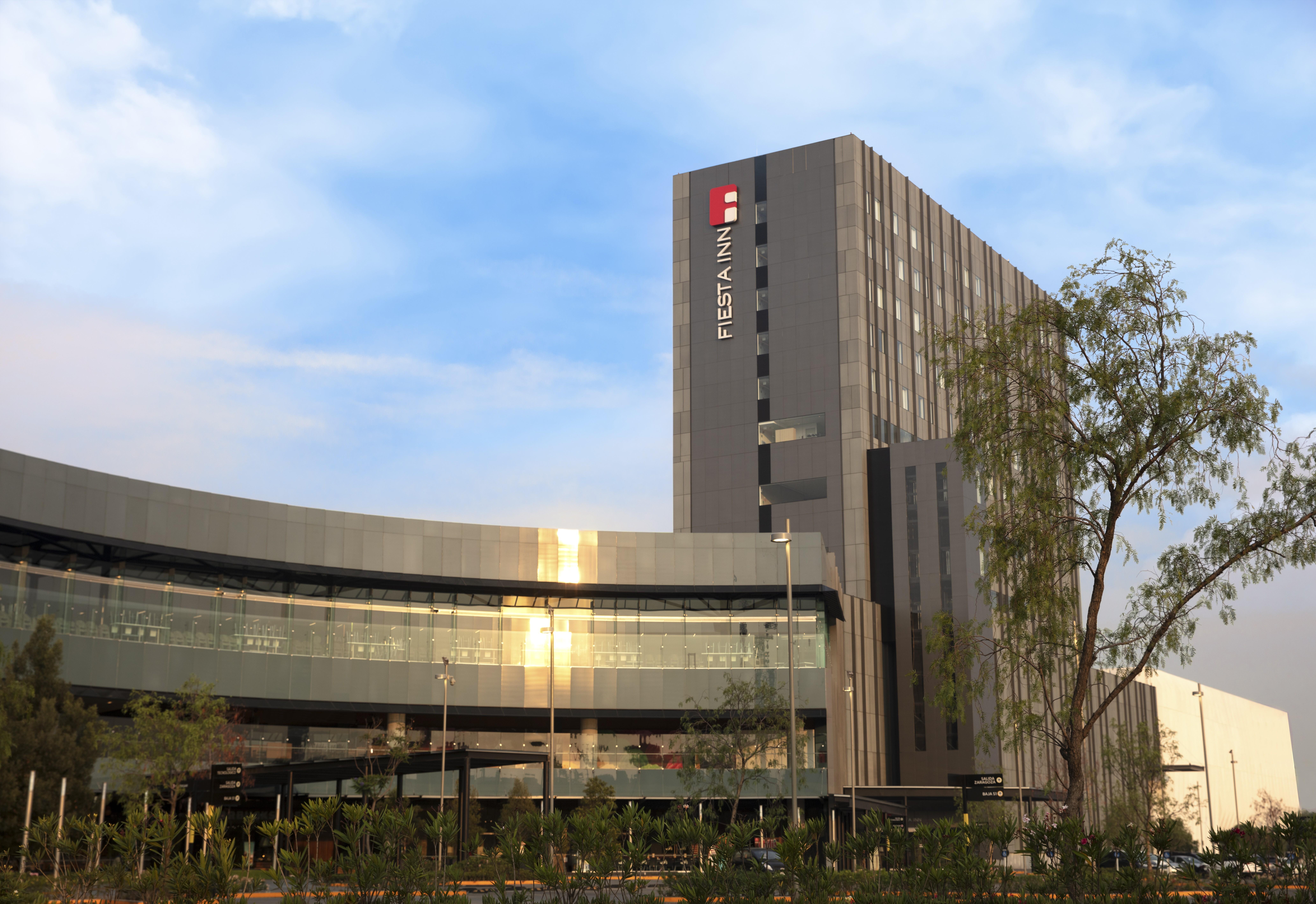Fiesta Inn Guadalajara Aeropuerto Las Pintas Экстерьер фото